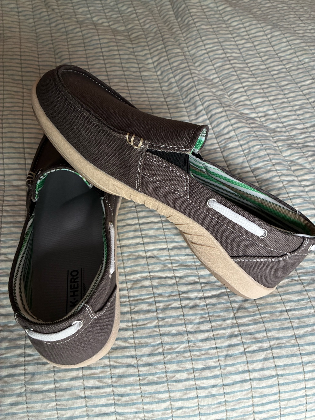 Womens Canvas Slip Ons .. Brand New